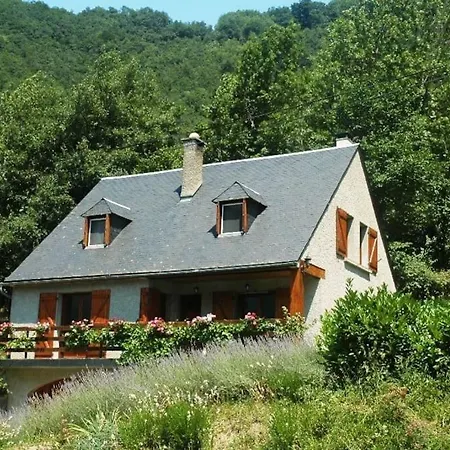 Maison De Montagne Spacieuse Et Chaleureuse 別荘 ギュシャン